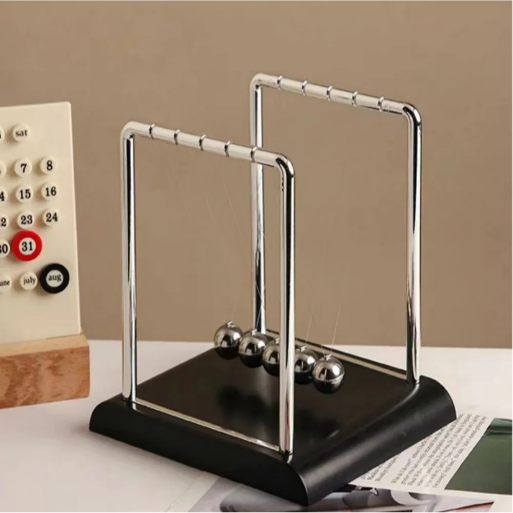 Pendulum Desktop Toys