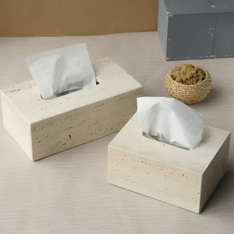 accessoires de salle de bain dorés et argentés